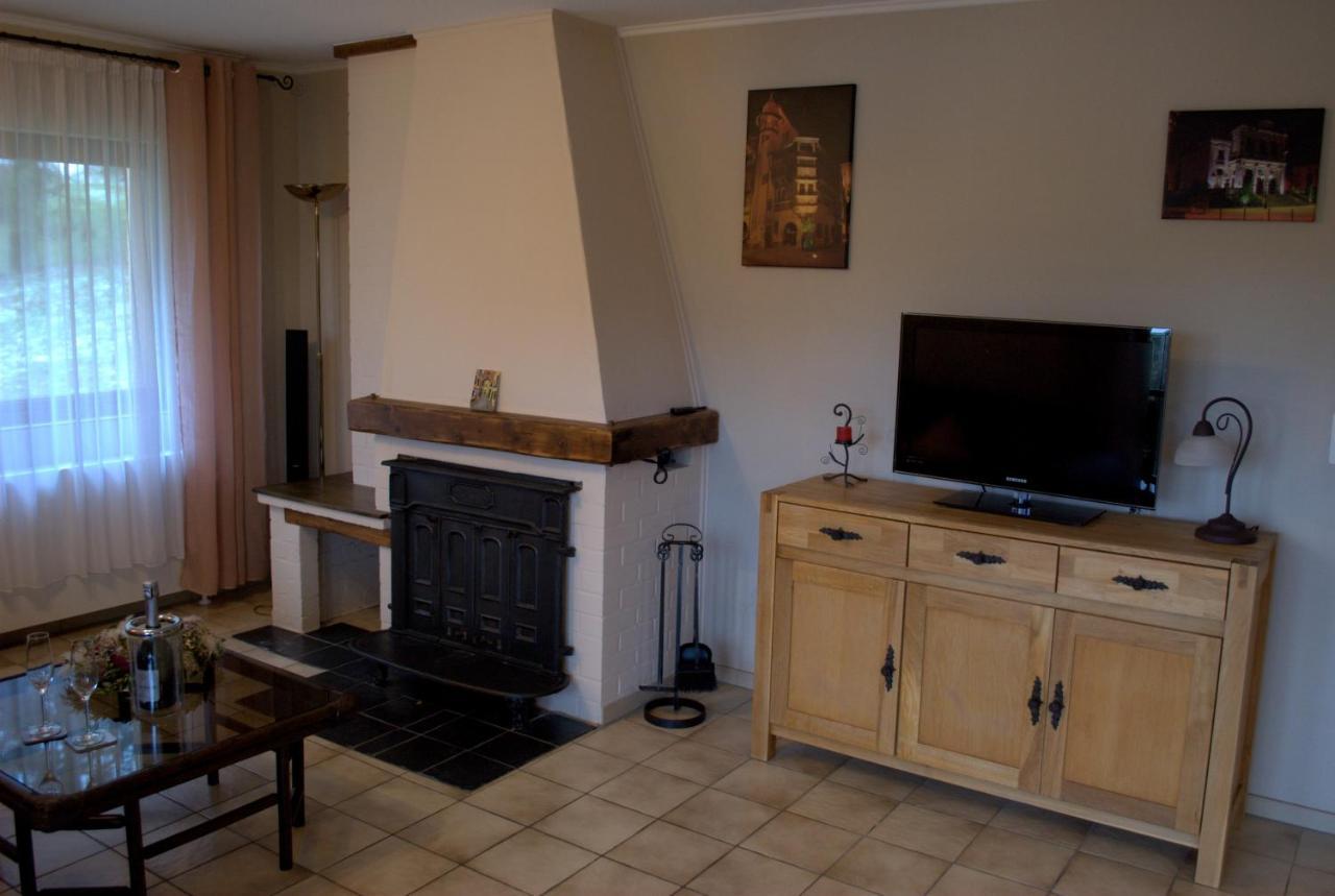 Casavitis Erholung Am Weinberg Apartment Lontzen Екстериор снимка
